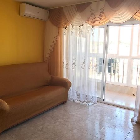 Apartamento Apartamento Aitana.Esta A 2 Km De La Playa Andando Alicante Exterior foto