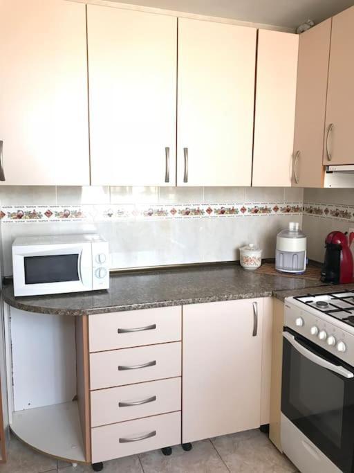Apartamento Apartamento Aitana.Esta A 2 Km De La Playa Andando Alicante Exterior foto